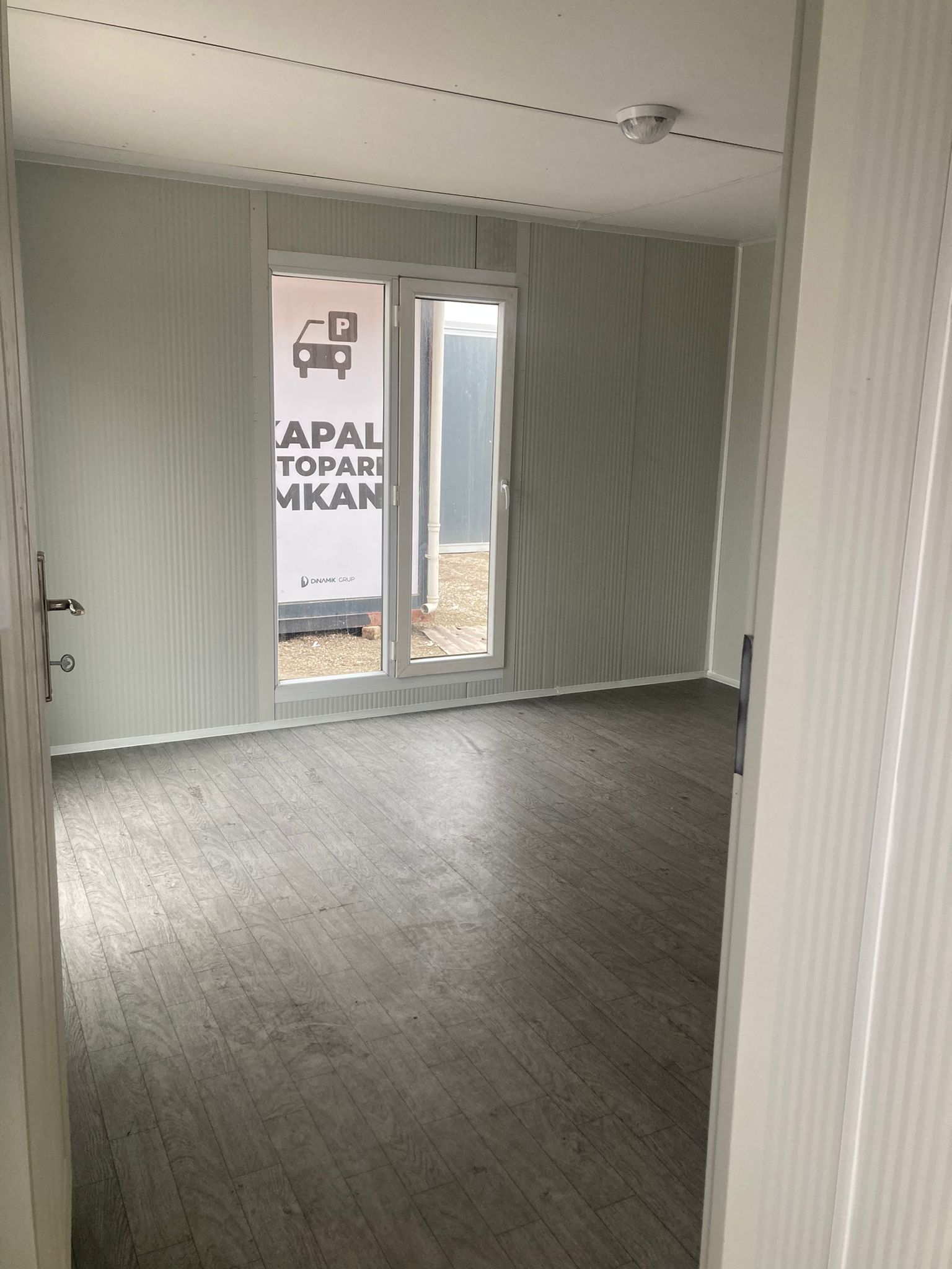 32 metrekare konteyner