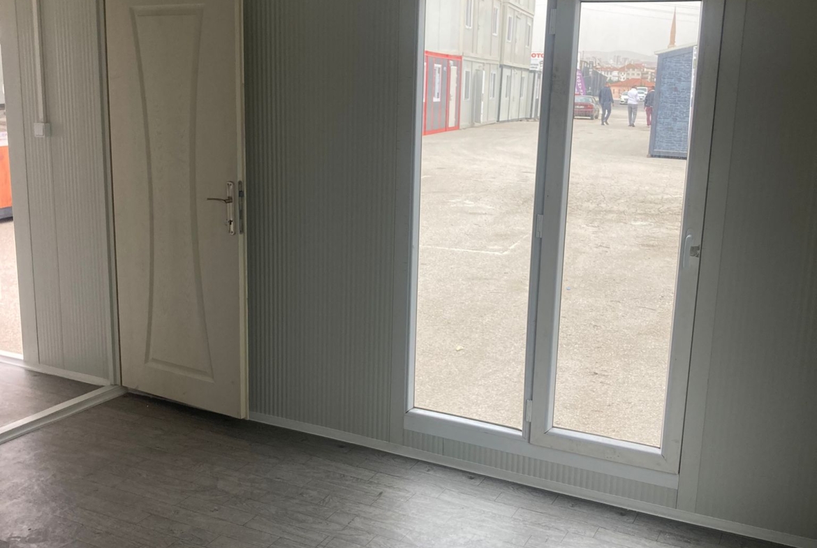 32 metrekare konteyner