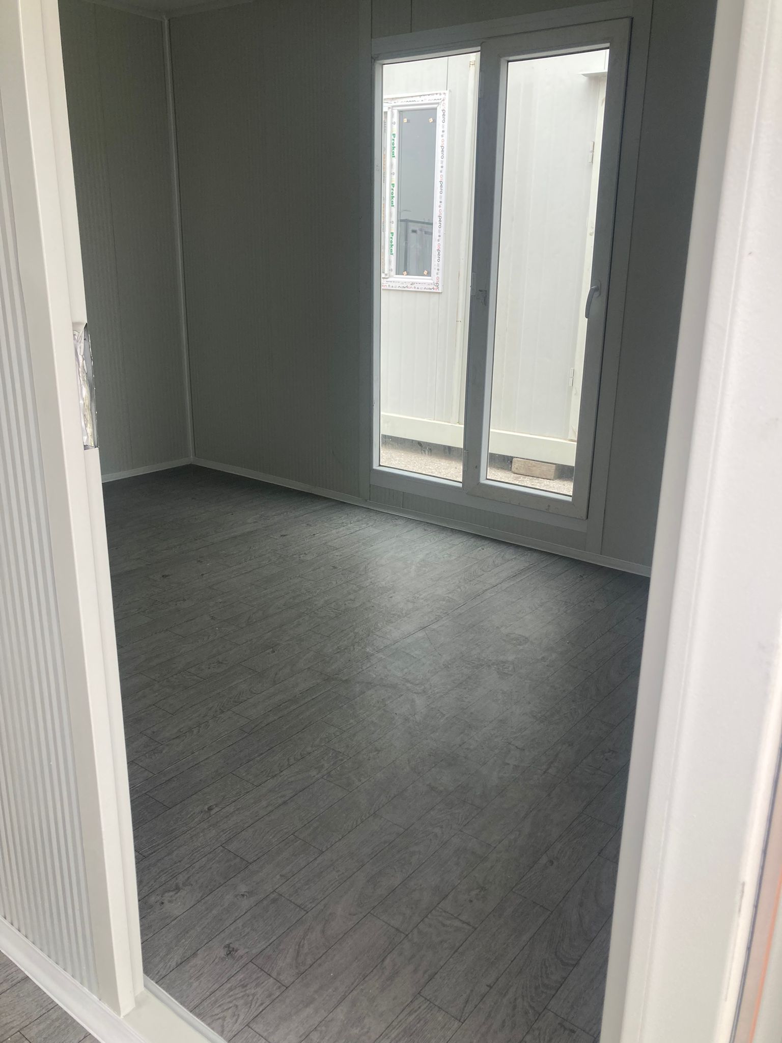 32 metrekare konteyner