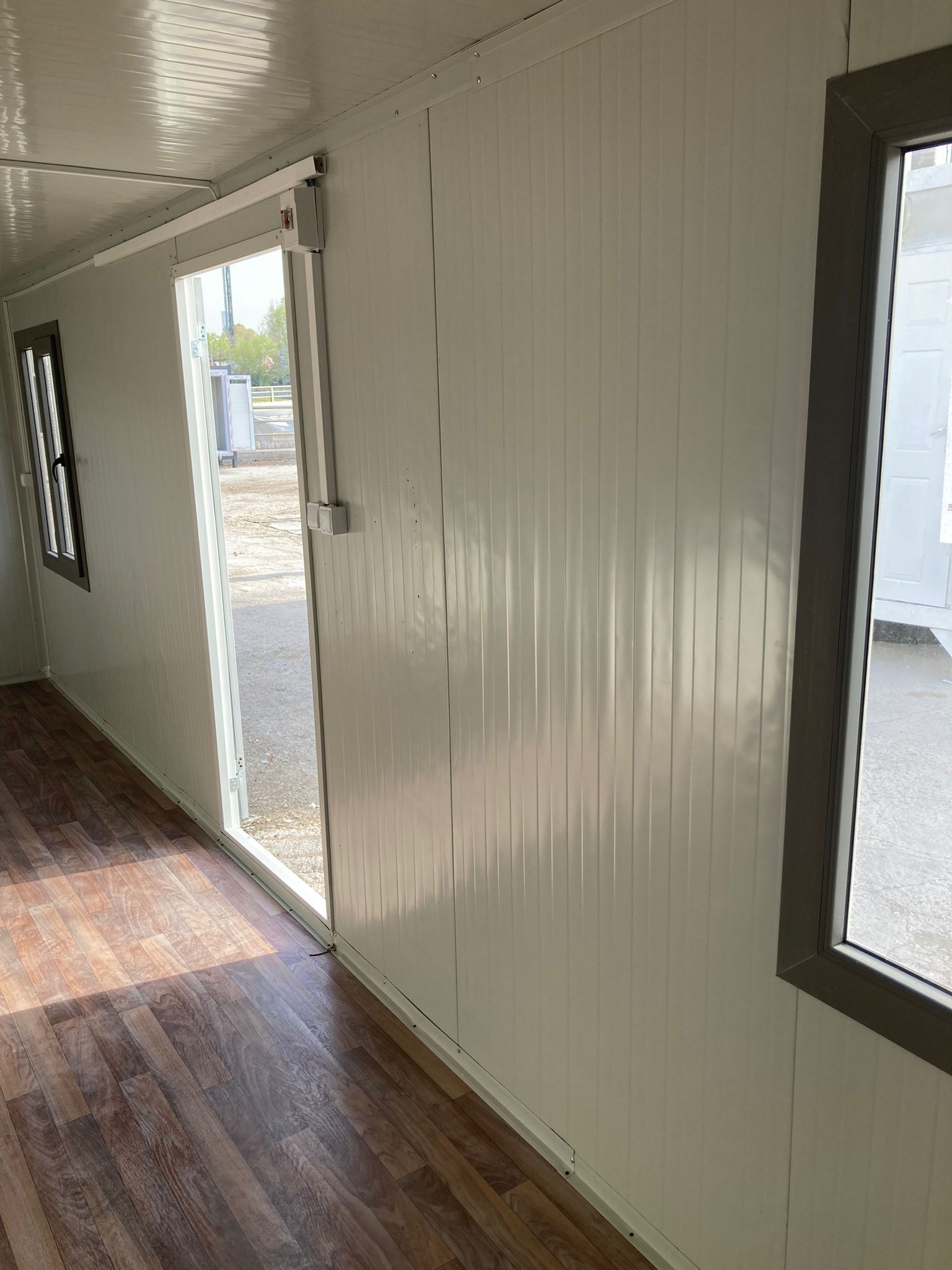 3x7 Vidalı Konteyner