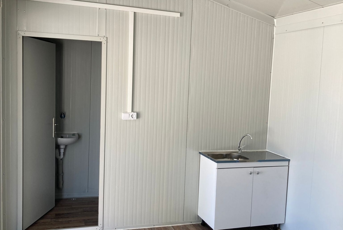 Beşik Çatılı Konteyner