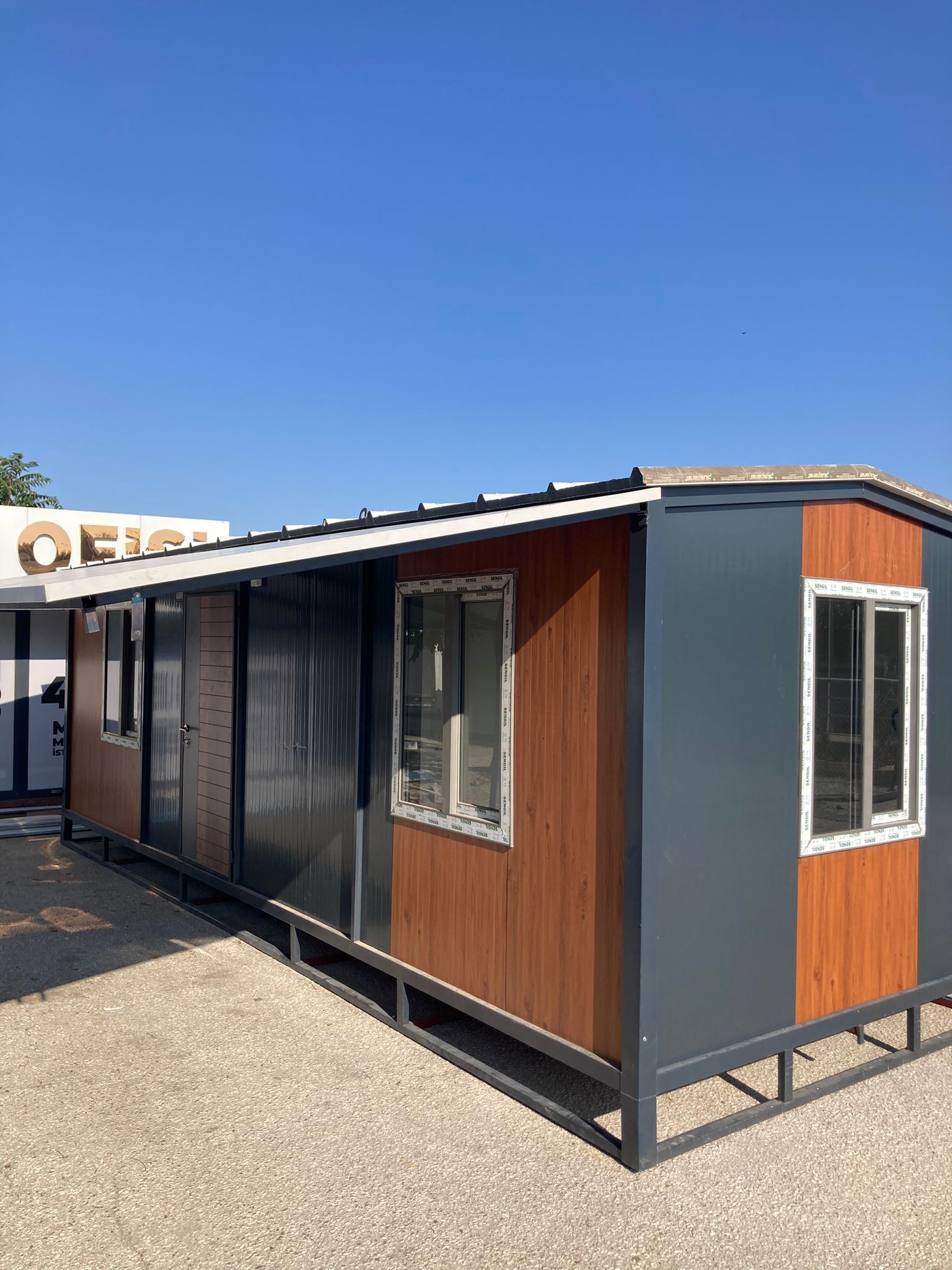 platformlu konteyner | Ayaklı Konteyner