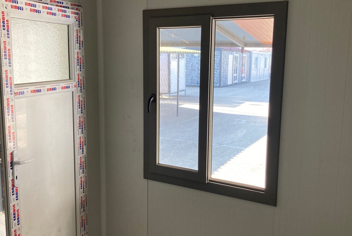 platformlu konteyner | Ayaklı Konteyner