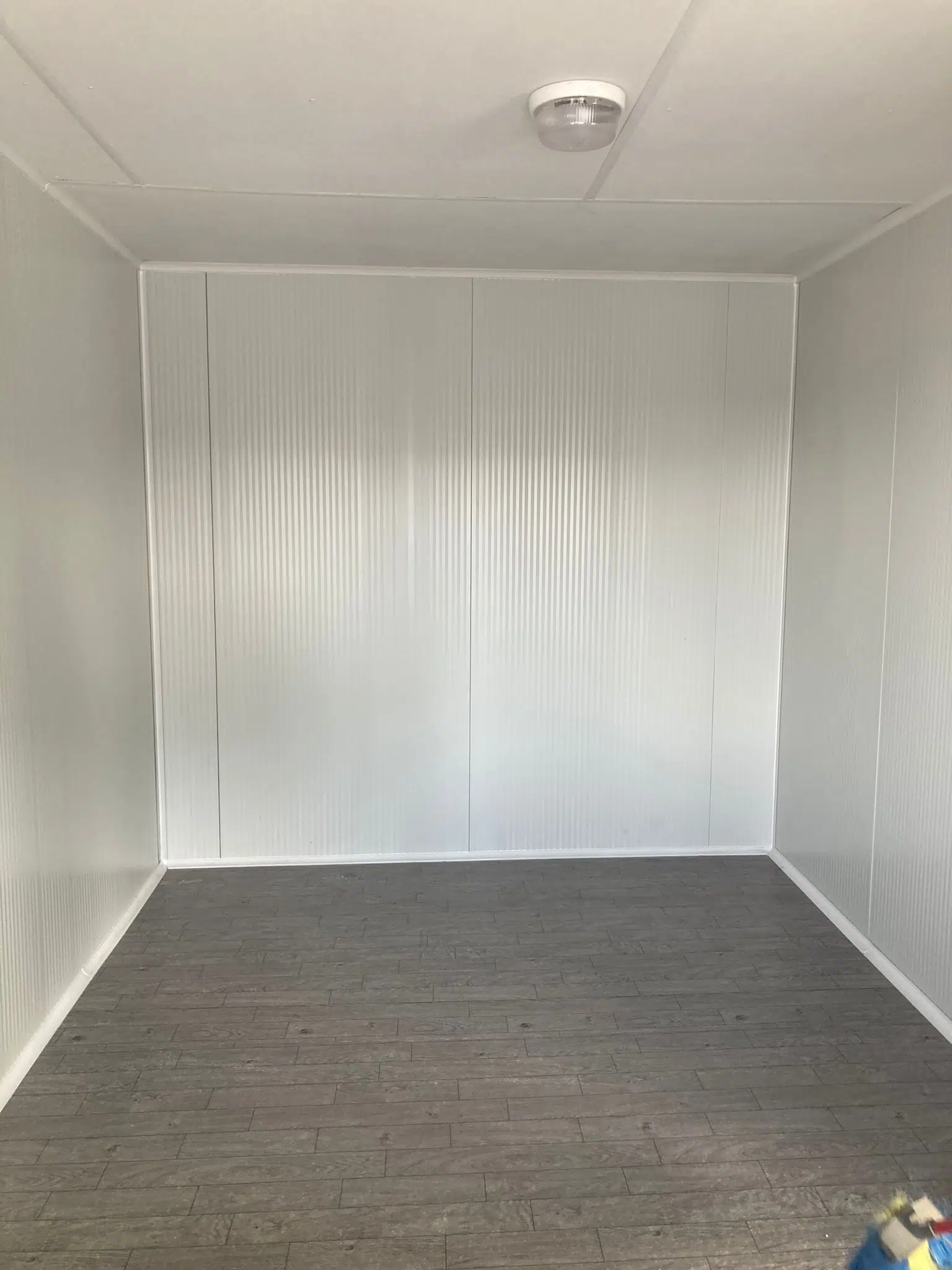 4x8 Konteyner