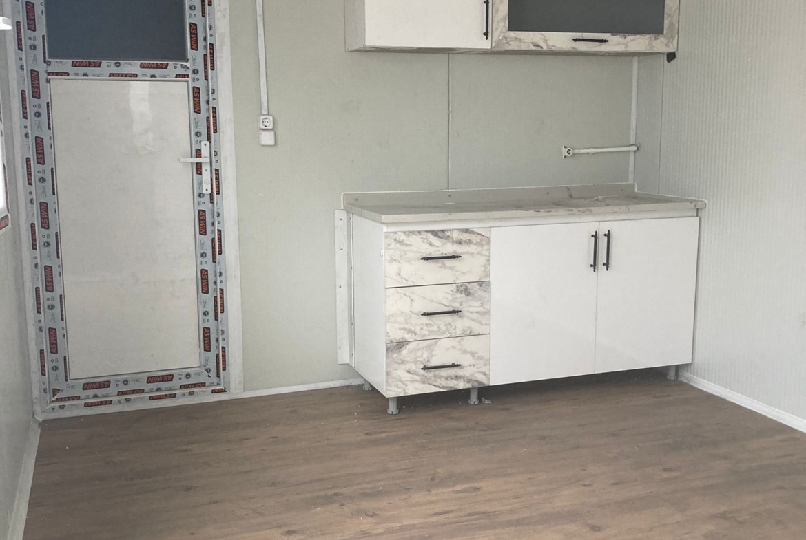 Taş Desenli Konteyner