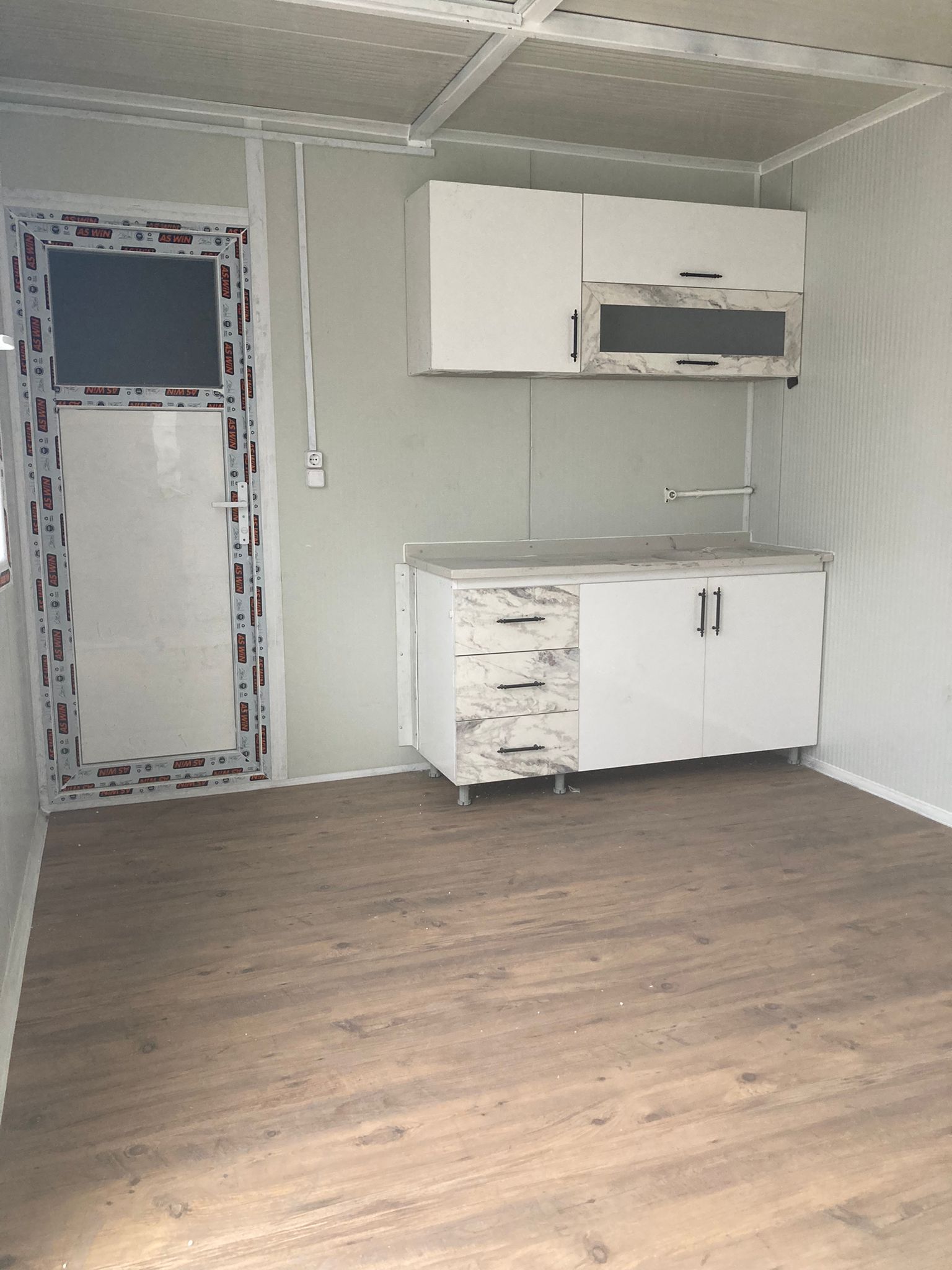 Taş Desenli Konteyner