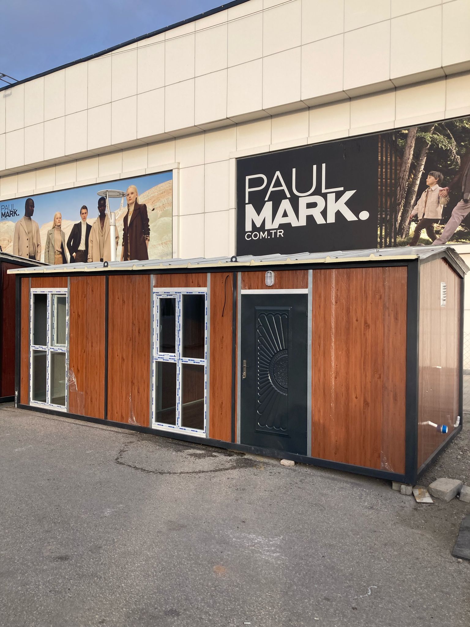 Beşik Çatılı Konteyner