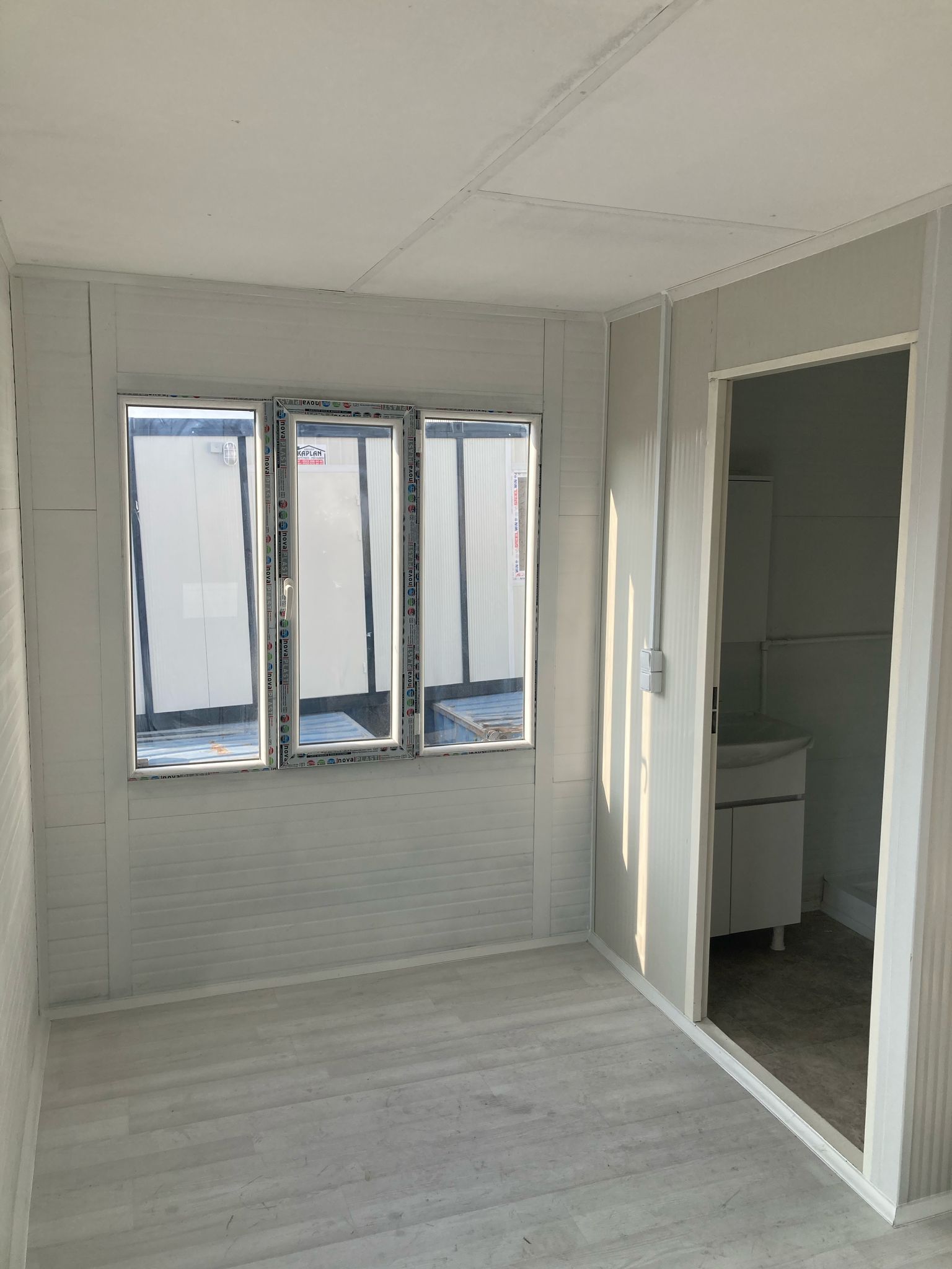 82 Metrekare Konteyner