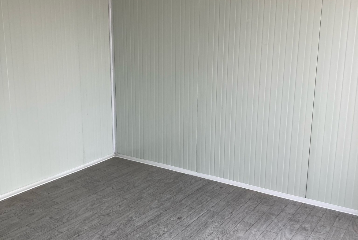 Büyük Pencereli Konteyner