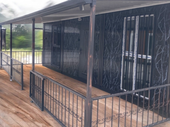 4x8 Balkon Demirli Konteyner