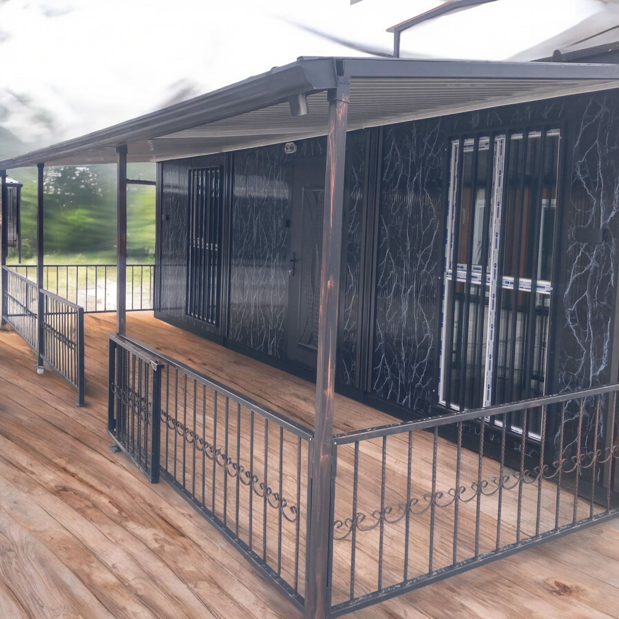 4x8 Balkon Demirli Konteyner